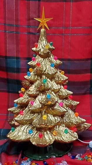 christmas-tree-painting-class-pottery-workshop-greenville-sc-greer-south-carolina-fun-wine-and-design