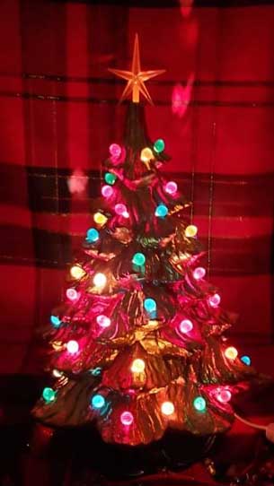 christmas-tree-painting-class-pottery-workshop-greenville-sc-greer-south-carolina-fun-wine-and-design-paint-things-to-do